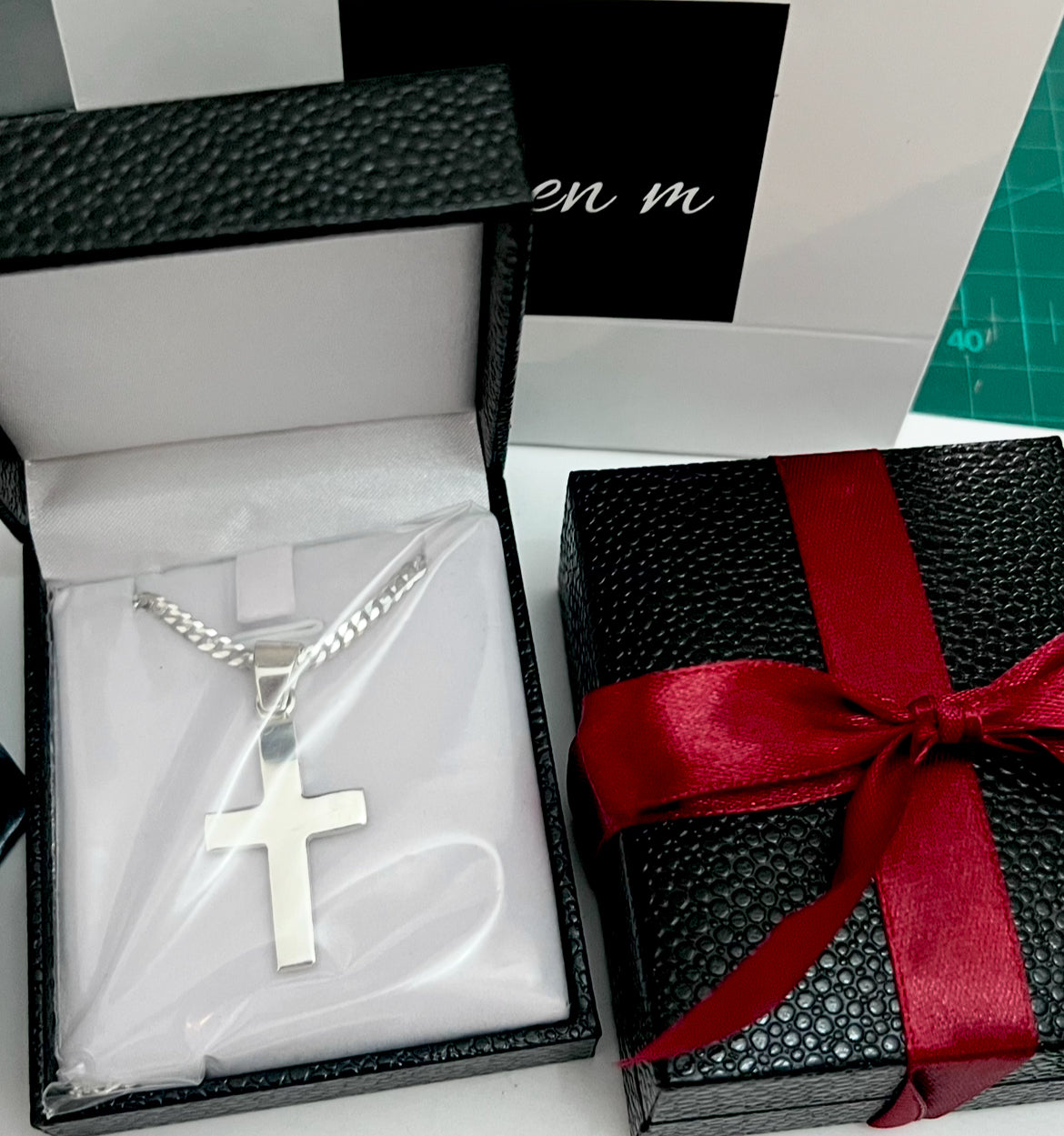 Gents Cross Chain wide