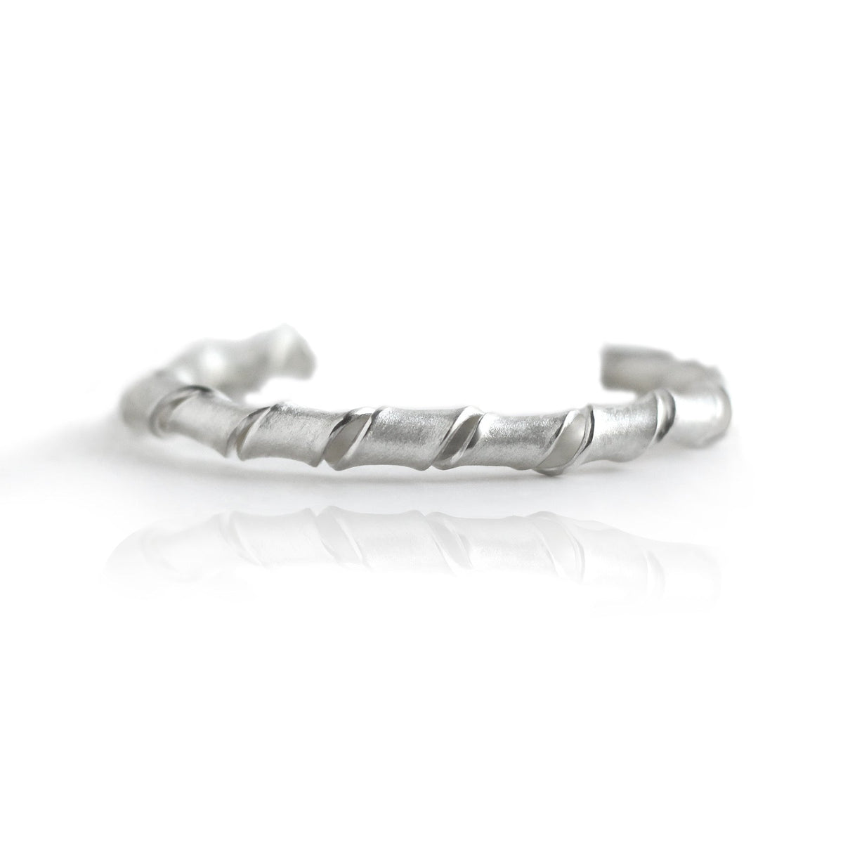 Msasa Twist Cuff