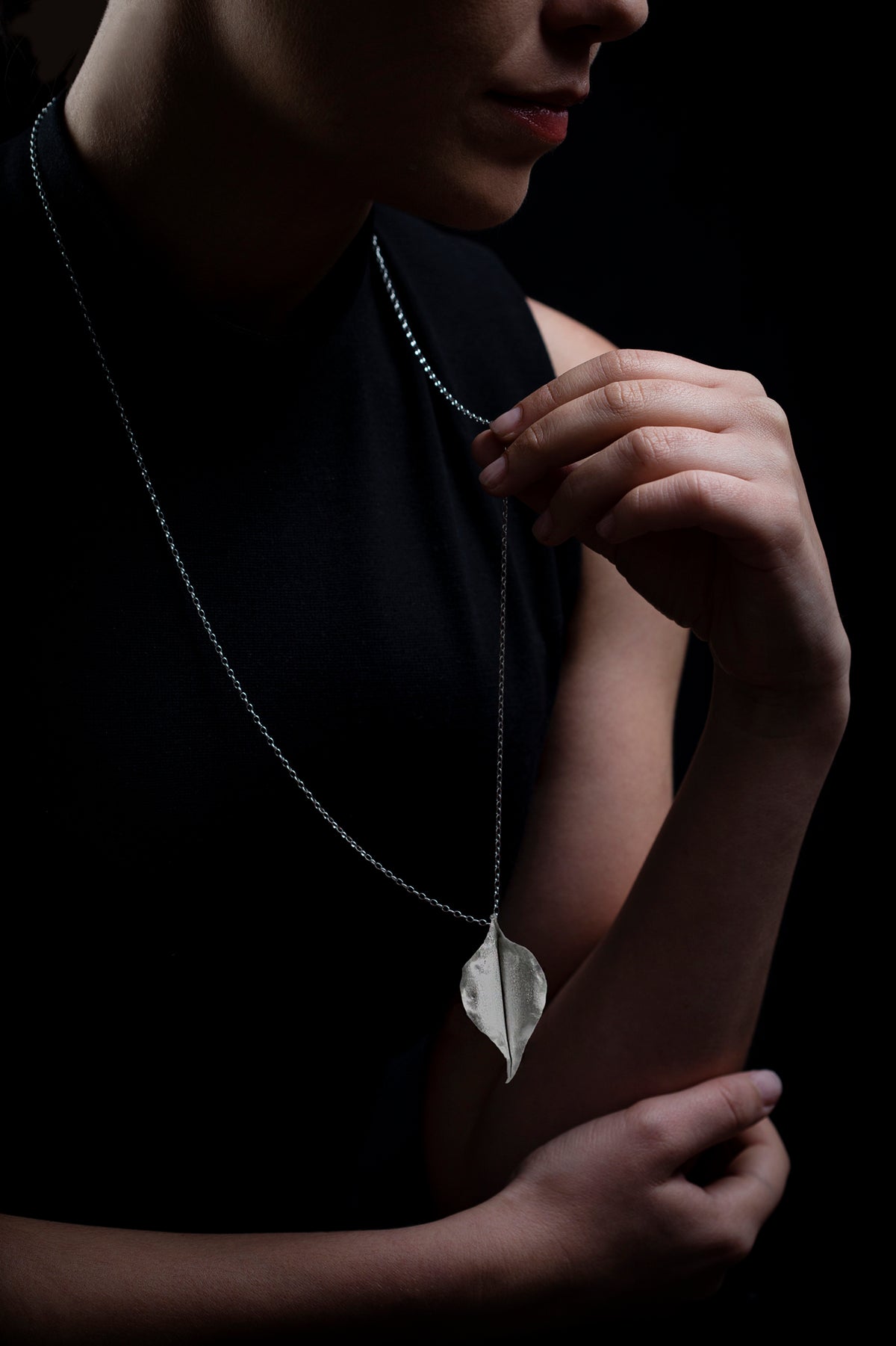 Savanna Leaf Chain (large)