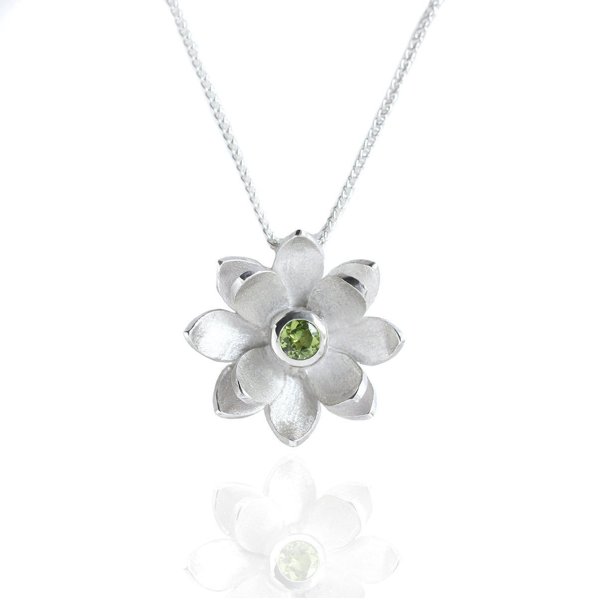 Water-Lily Chain